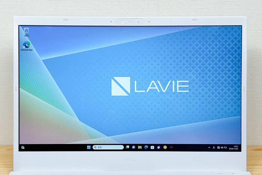 NEC Lavie N15 2024年モデルのディスプレイ