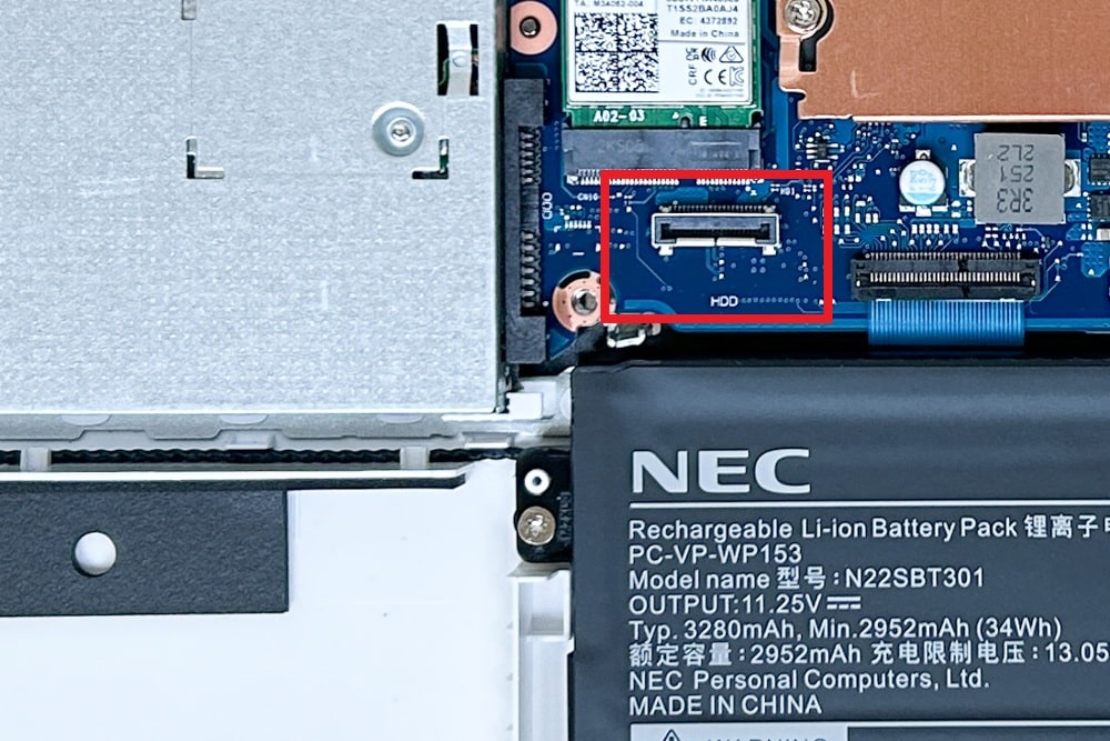 NEC Lavie N15 2024年モデル HDDコネクタ