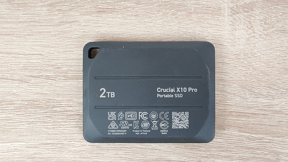 Crucial X10 Pro 背面