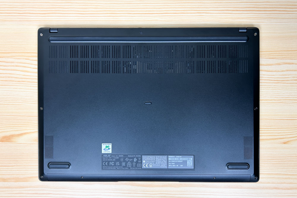 ASUS Vivobook S 16 OLED (M5606) 底面カバー