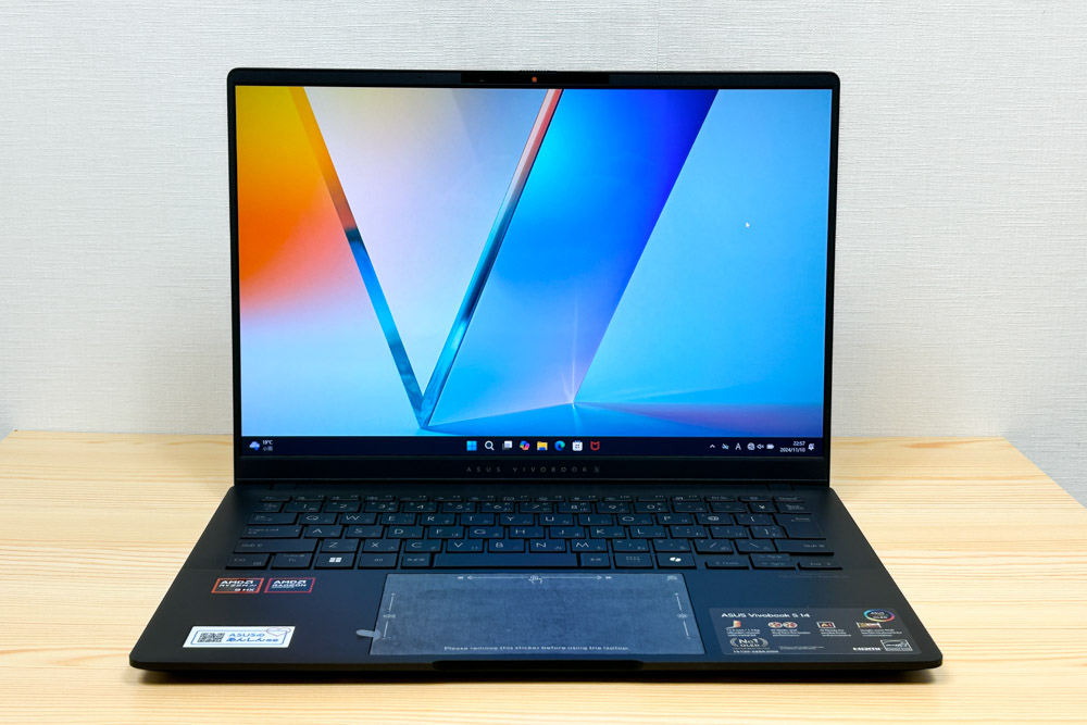 ASUS Vivobook S 14 OLED(M5406WA) 正面