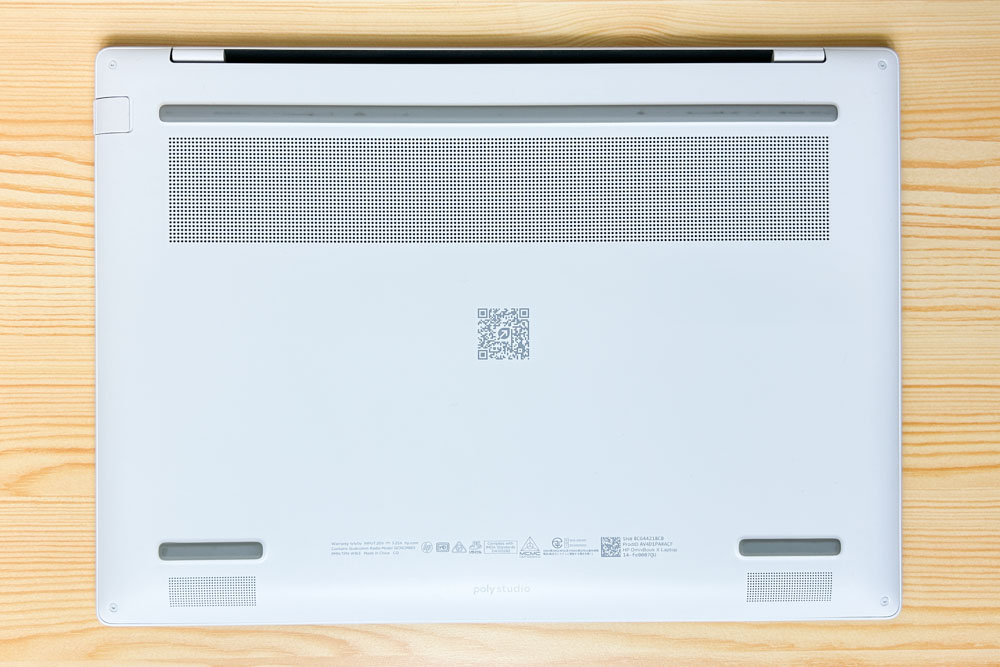 HP OmniBook X 14-fe 底面カバー