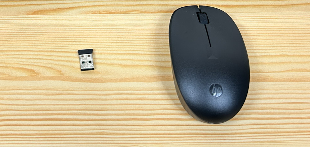 HP OmniDesk（AMD） 付属のマウスとUSBレシーバー