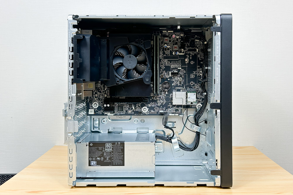 HP OmniDesk（AMD） 筐体内部