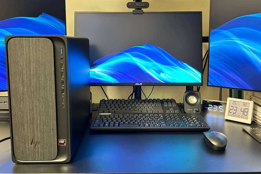 HP OmniDesk（AMD）と付属のマウスとキーボード