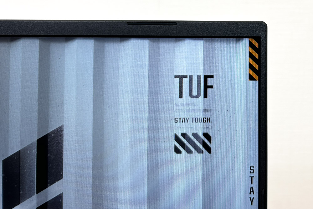 ASUS TUF GAMING A16 2025 ベゼル幅