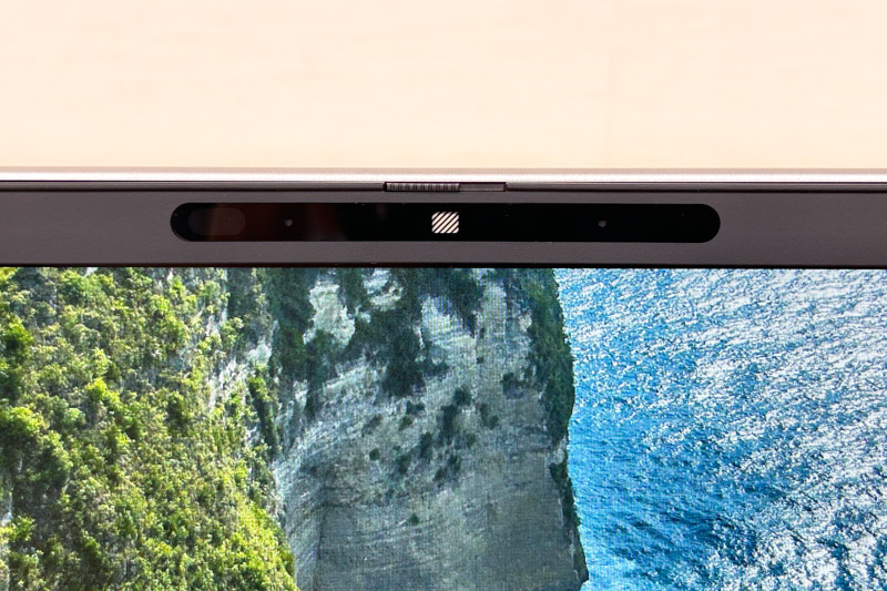 HP EliteBook 8 G1i 14 Webカメラ　プライバシーシャッターを閉じた状態