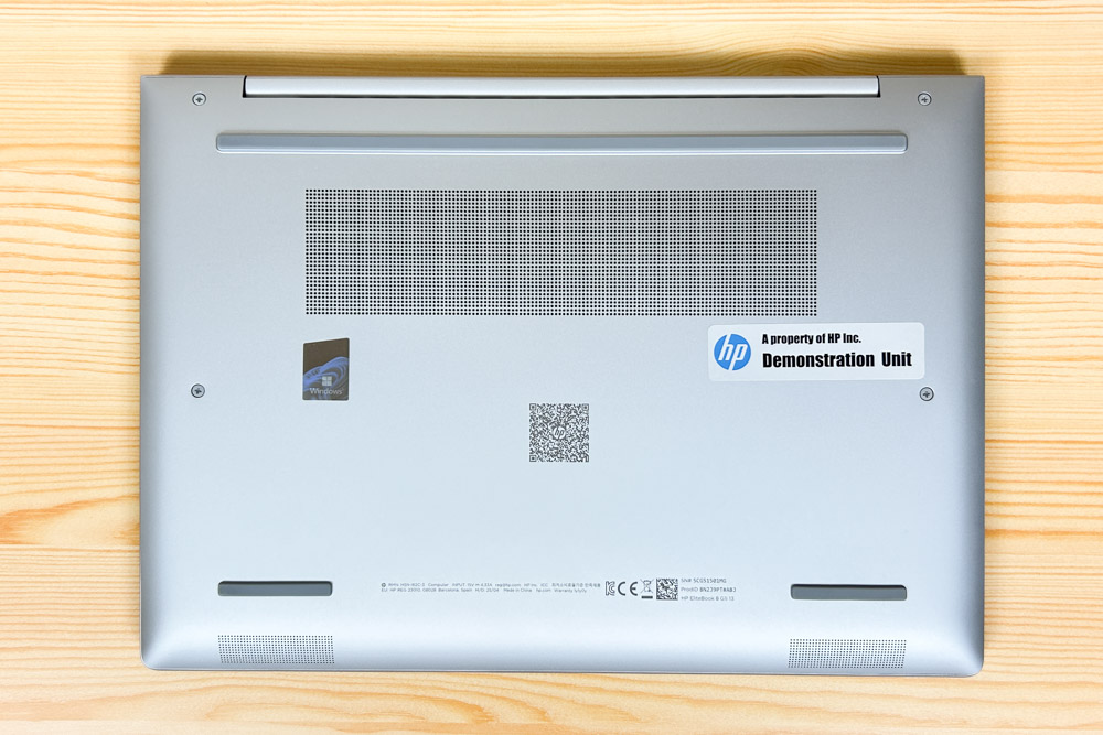 EliteBook 8 G1i 13 底面