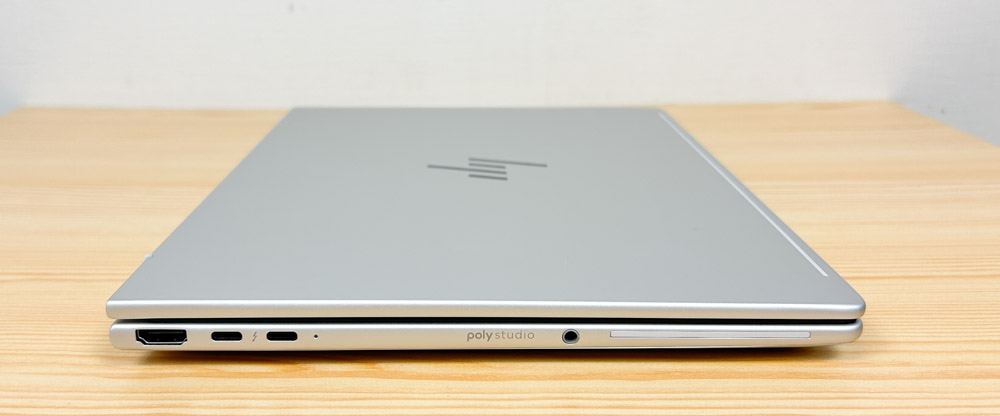 EliteBook 8 G1i 13 　横から