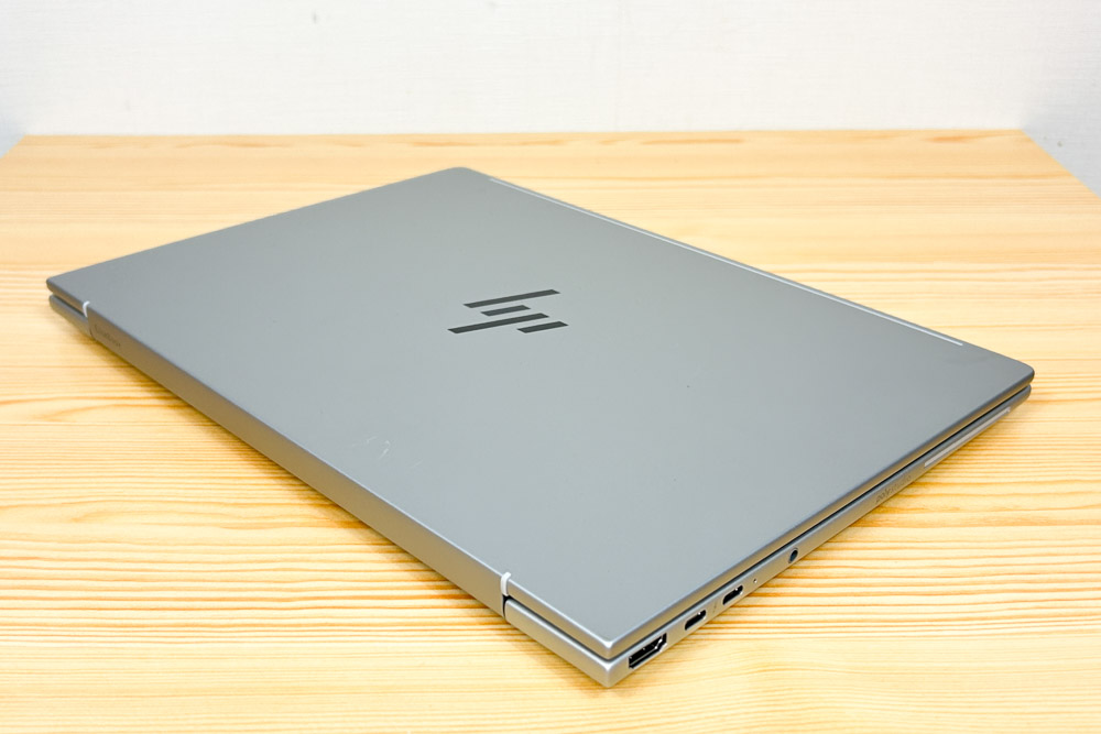 HP EliteBook 8 G1i 14 筐体