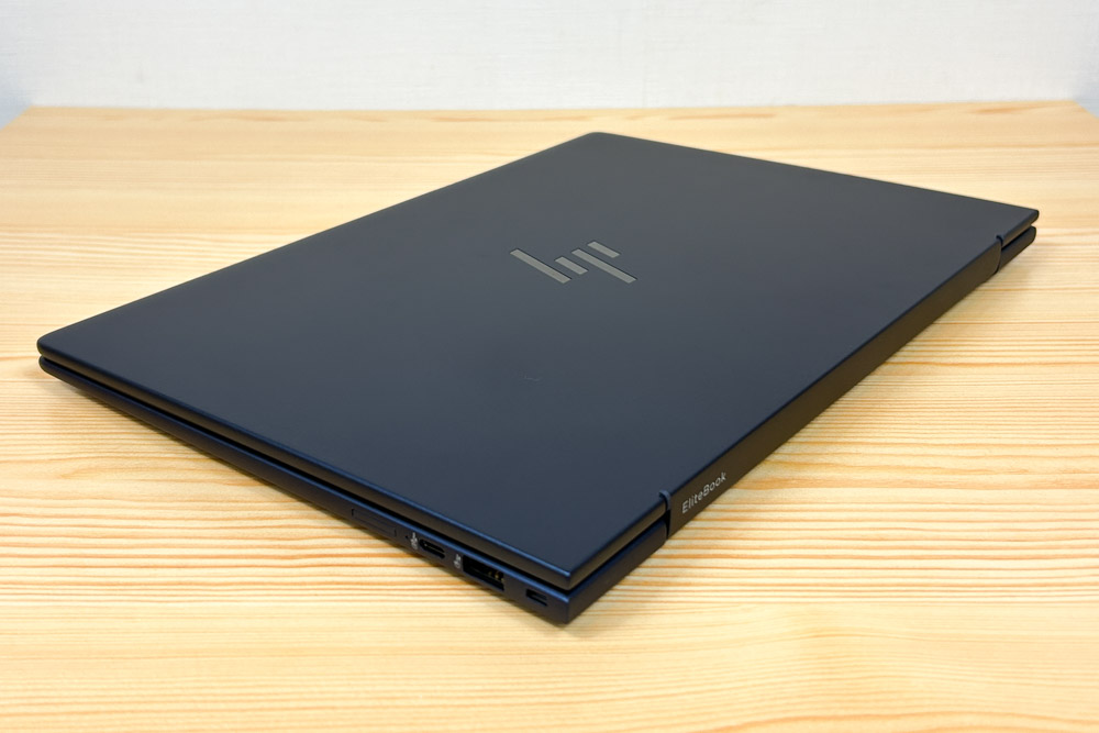 HP EliteBook X G1i 14 AI 筐体