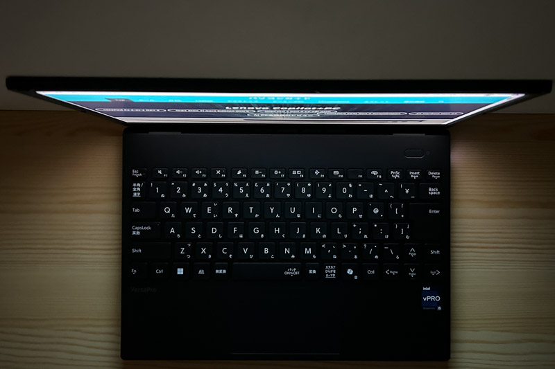 NEC VersaPro J UltraLite ディスプレイ 視野角のチェック　上から