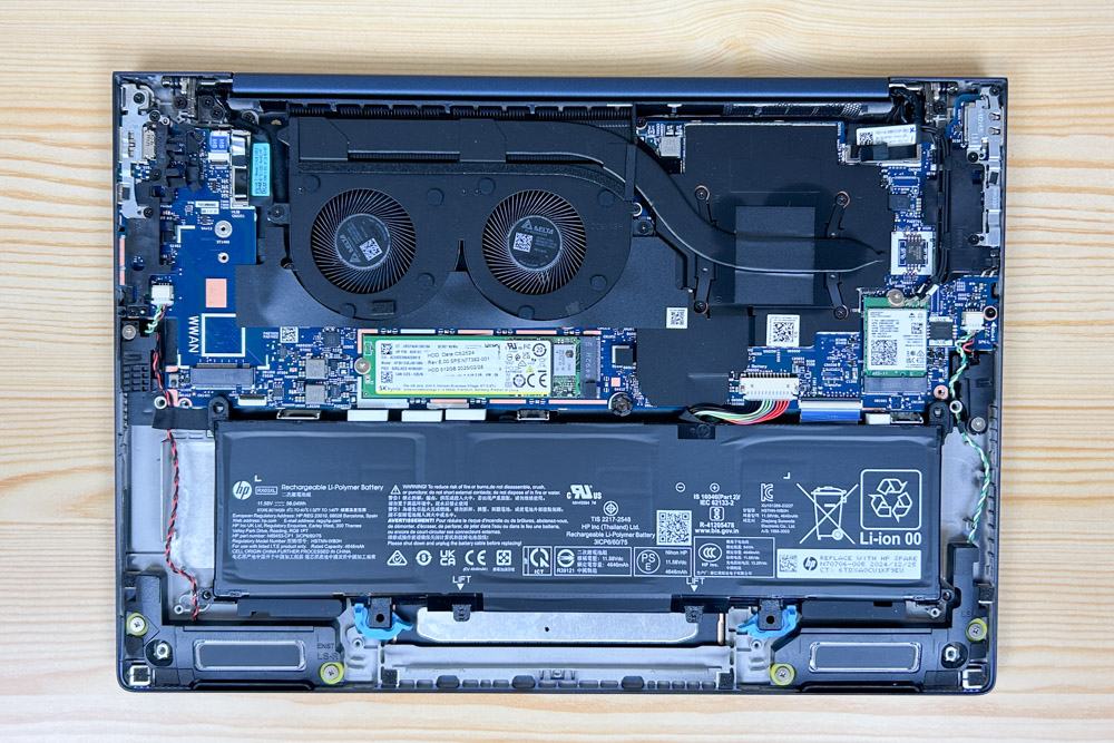 HP EliteBook X G1i 14 AI 筐体内部