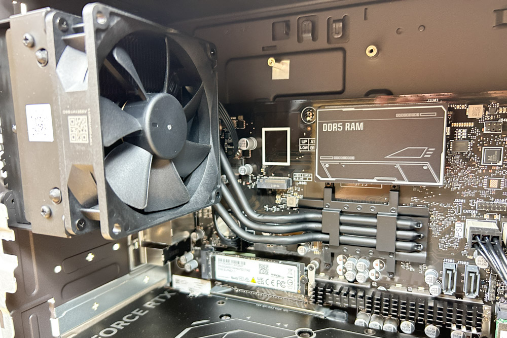ASUS TUF Gaming T500 90ミリファン