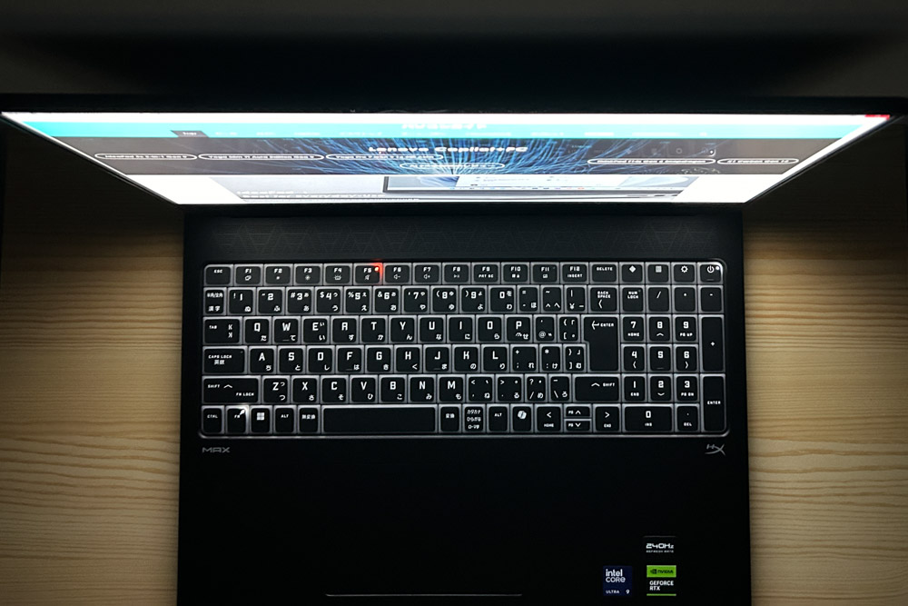 OMEN MAX 16 インテル 視野角のチェック 上から