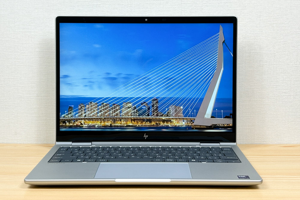 HP EliteBook 8 Flip G1i 13 正面