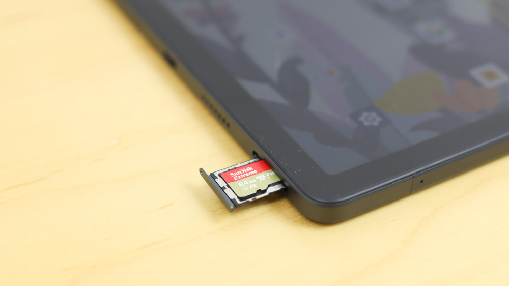 Kamvas Slate 11　microSDカードで増設ができる