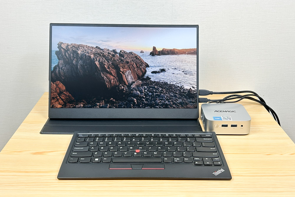 ACEMAGIC VISTA Mini V1 モニターとキーボードを接続