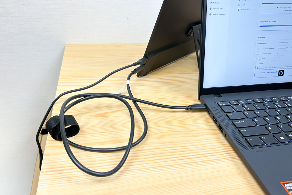 VAIO Visio+ 14 パワーパススルー機能