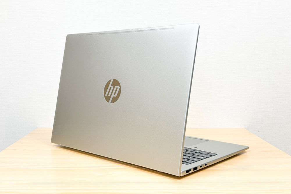 HP ProBook 4 G1iR 16 背面