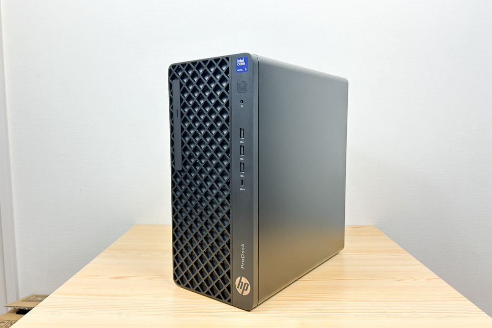 HP ProDesk 4 Tower G1i Desktop PC 右斜め前から