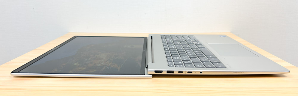 HP EliteDesk 8 Tower G1i Desktop AI PC　180度開くディスプレイ