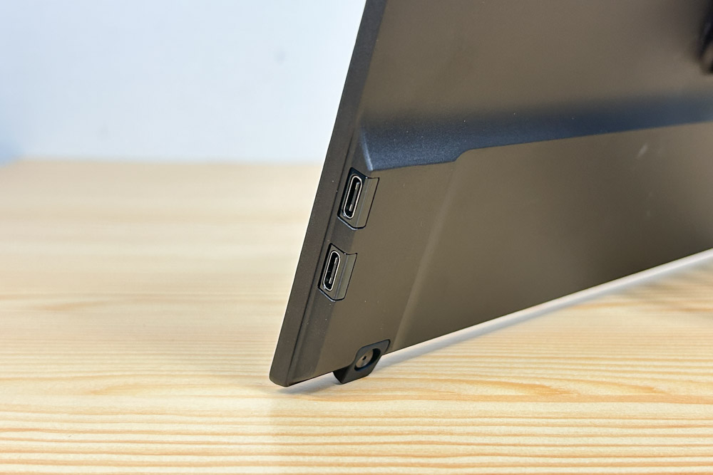 VAIO Visio+ 14 ポート