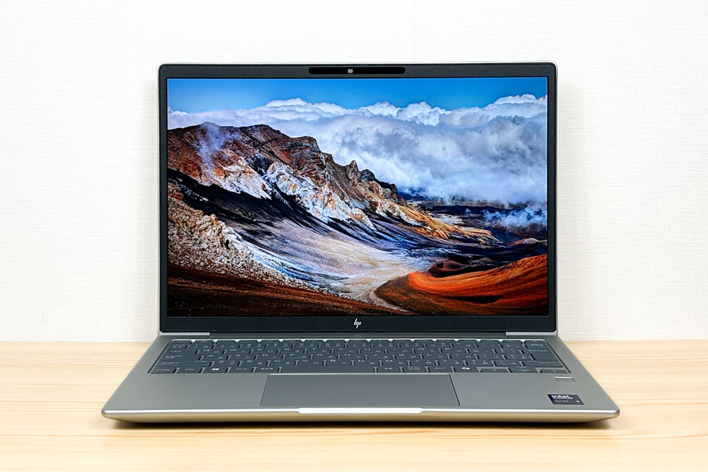 HP EliteBook 6 G1i 13 正面