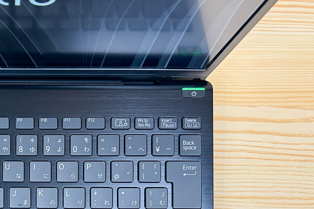 Vaio S13 2025年モデル　電源ボタン統合型指紋センサー