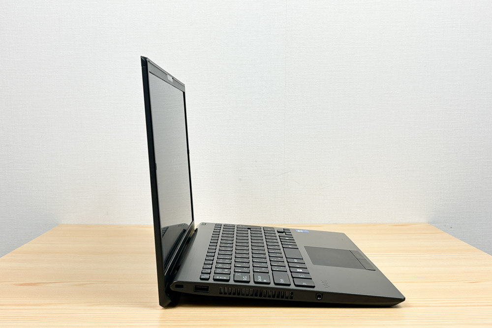Vaio S13 2025年モデル　リフトアップヒンジ