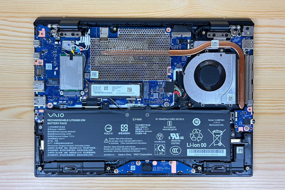 Vaio S13 2025年モデル　筐体内部