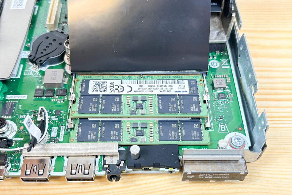 HP EliteDesk 8 Mini G1a Desktop Next Gen AI PC　メモリスロット
