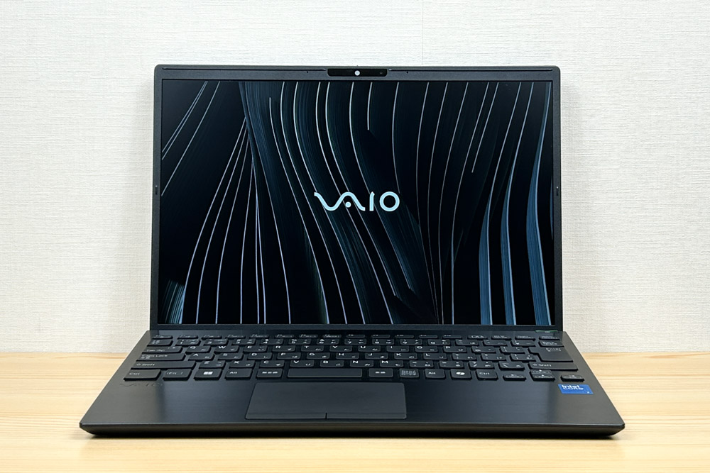 Vaio S13 2025年モデル　正面