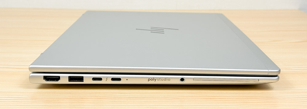 HP EliteBook 6 G1i 13 左側面