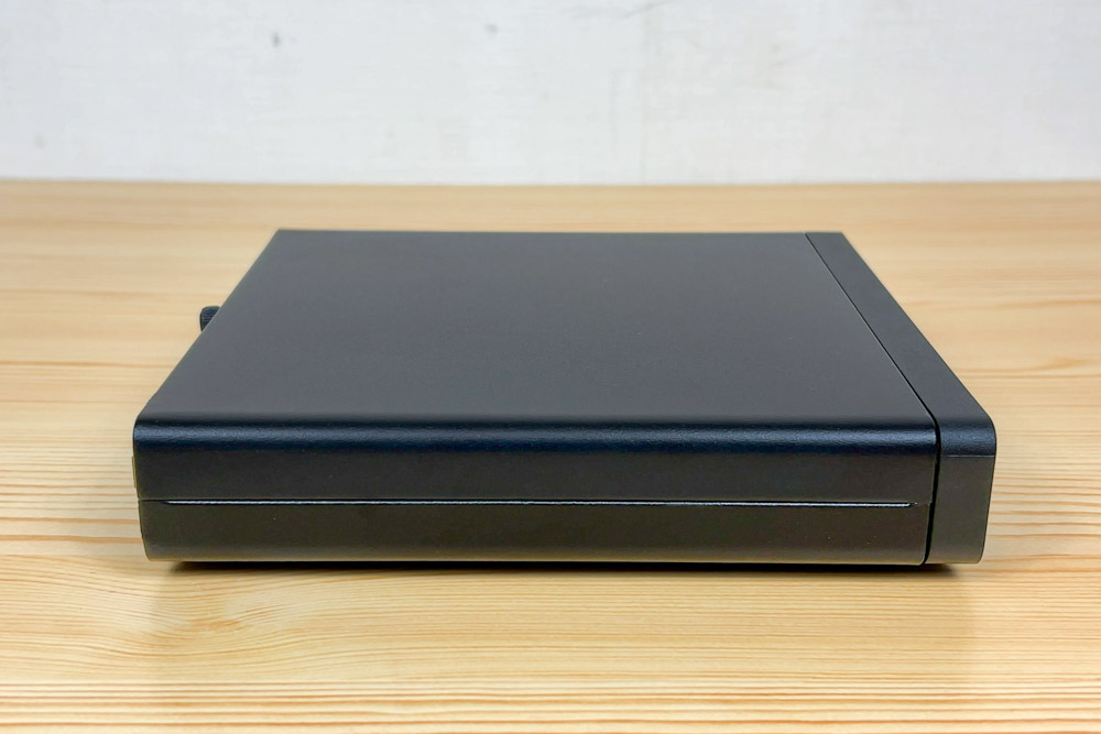 HP EliteDesk 8 Mini G1a Desktop PC 左側面