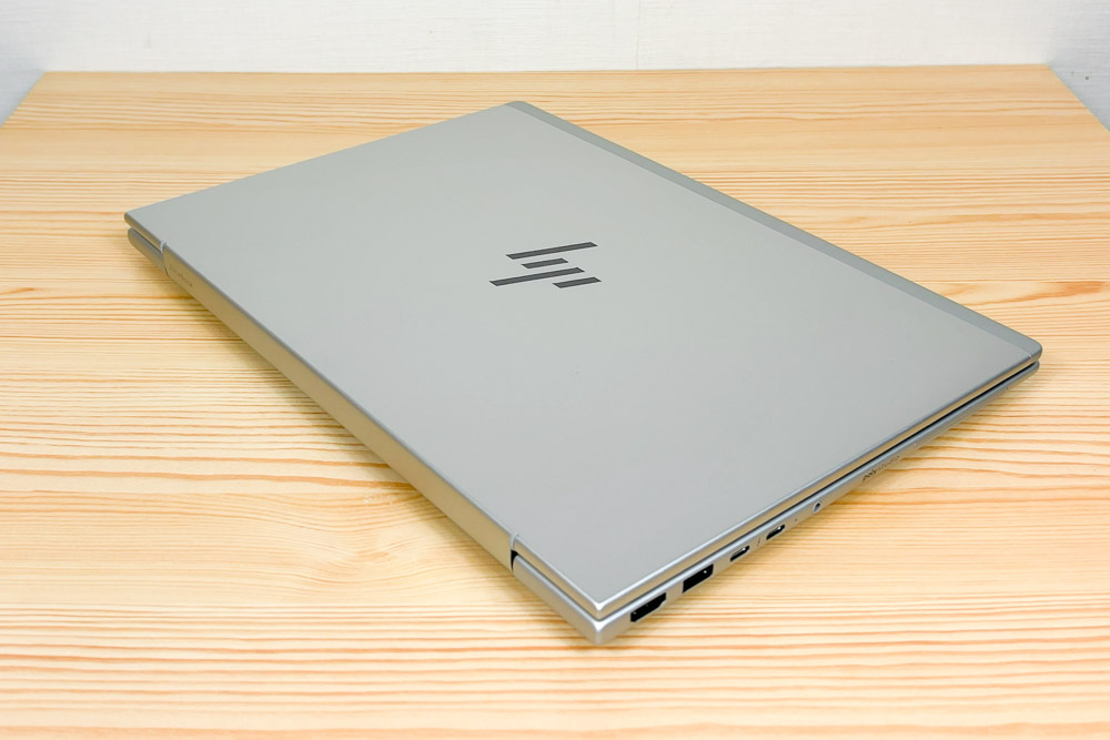 HP EliteBook 6 G1i 14 筐体寸法