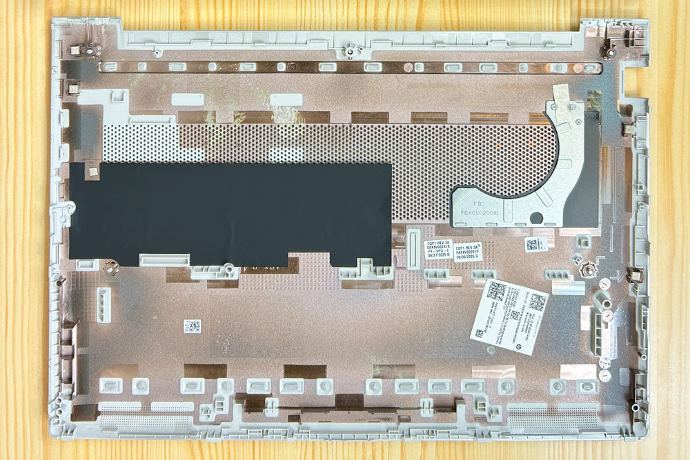 HP ProBook 4 G1iR 14 底面カバー内側