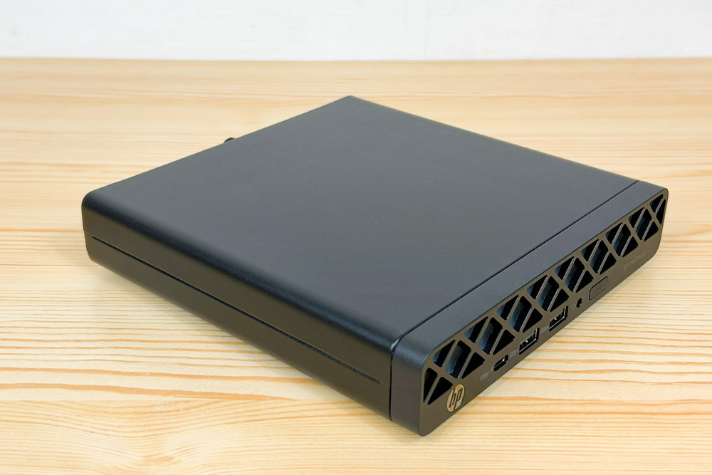 HP EliteDesk 8 Mini G1i Desktop PC 左斜め前から