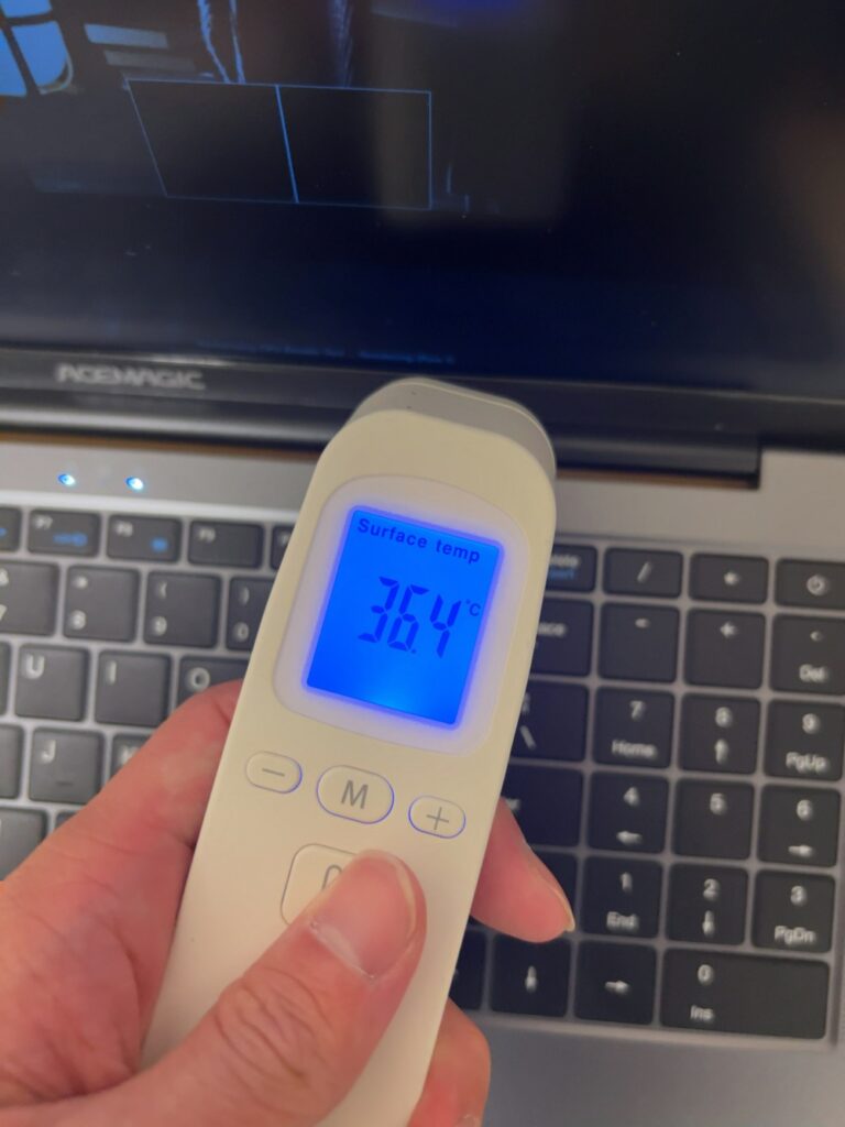 ACEMAGIC LX15Pro ベンチマーク計測時のPC表面温度