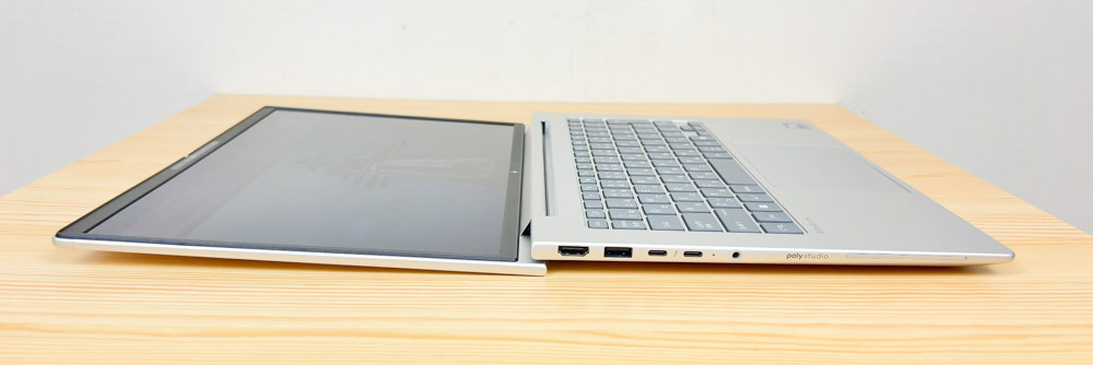 HP EliteBook 6 G1i 14 180度開くディスプレイ