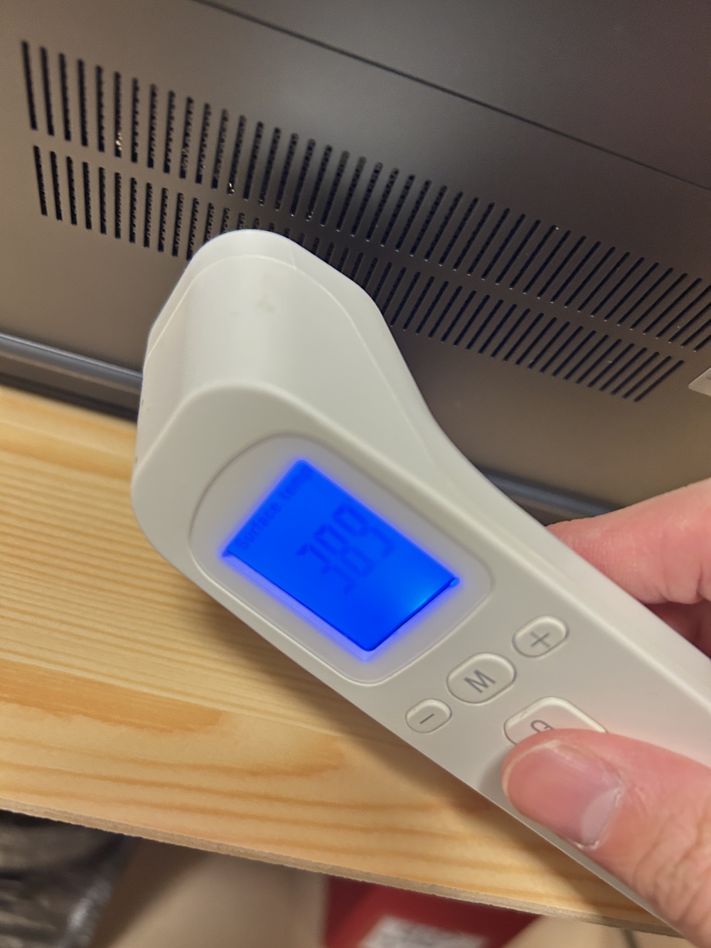 LAVIE Direct N14 Slim 2025年秋モデル　ベンチマーク計測時のPC底面温度