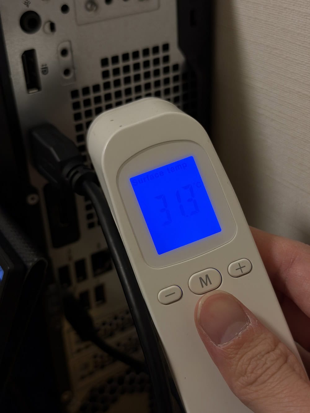 HP ProDesk 4 SFF G1i Desktop AI PC 　ベンチマーク計測時のPC温度