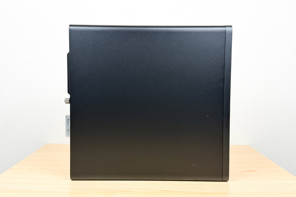 HP ProDesk 4 SFF G1i Desktop AI PC 　縦置き時の側面