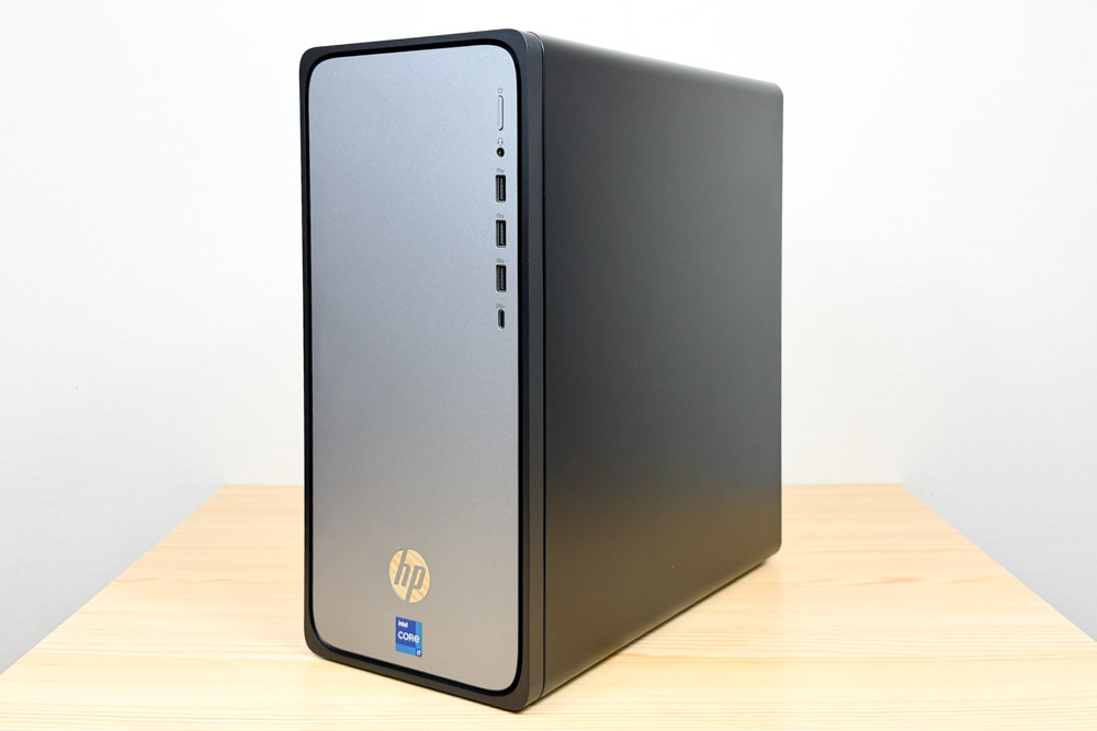 HP OmniDesk （インテル） 右斜め前から