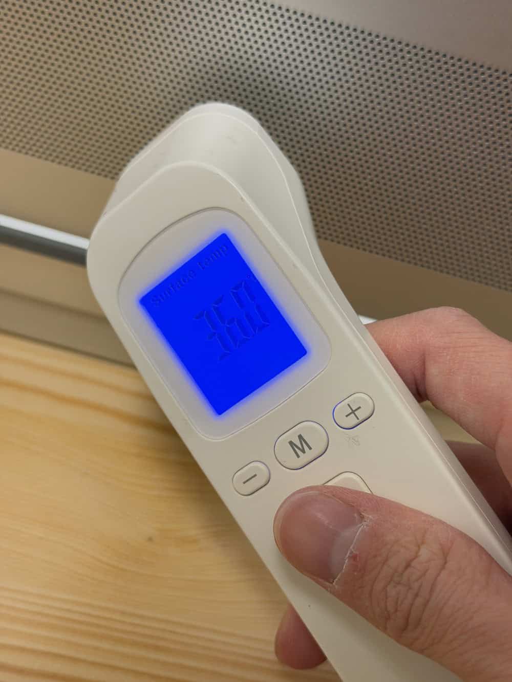 HP EliteBook 6 G1a 14　ベンチマーク計測時のPC底面温度