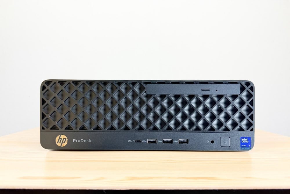 HP ProDesk 4 SFF G1i Desktop AI PC 横置き