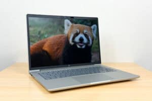 HP EliteBook 6 G1a 14 左斜め前から