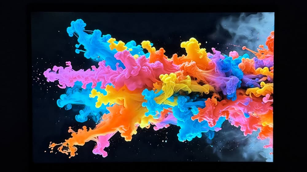 HP OmniBook 5 16-ag ディスプレイ　黒の描写チェック