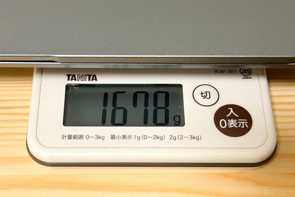 ACEMAGIC LX15PRO Core i5-12600Hモデルの重さ計測。実測1678g