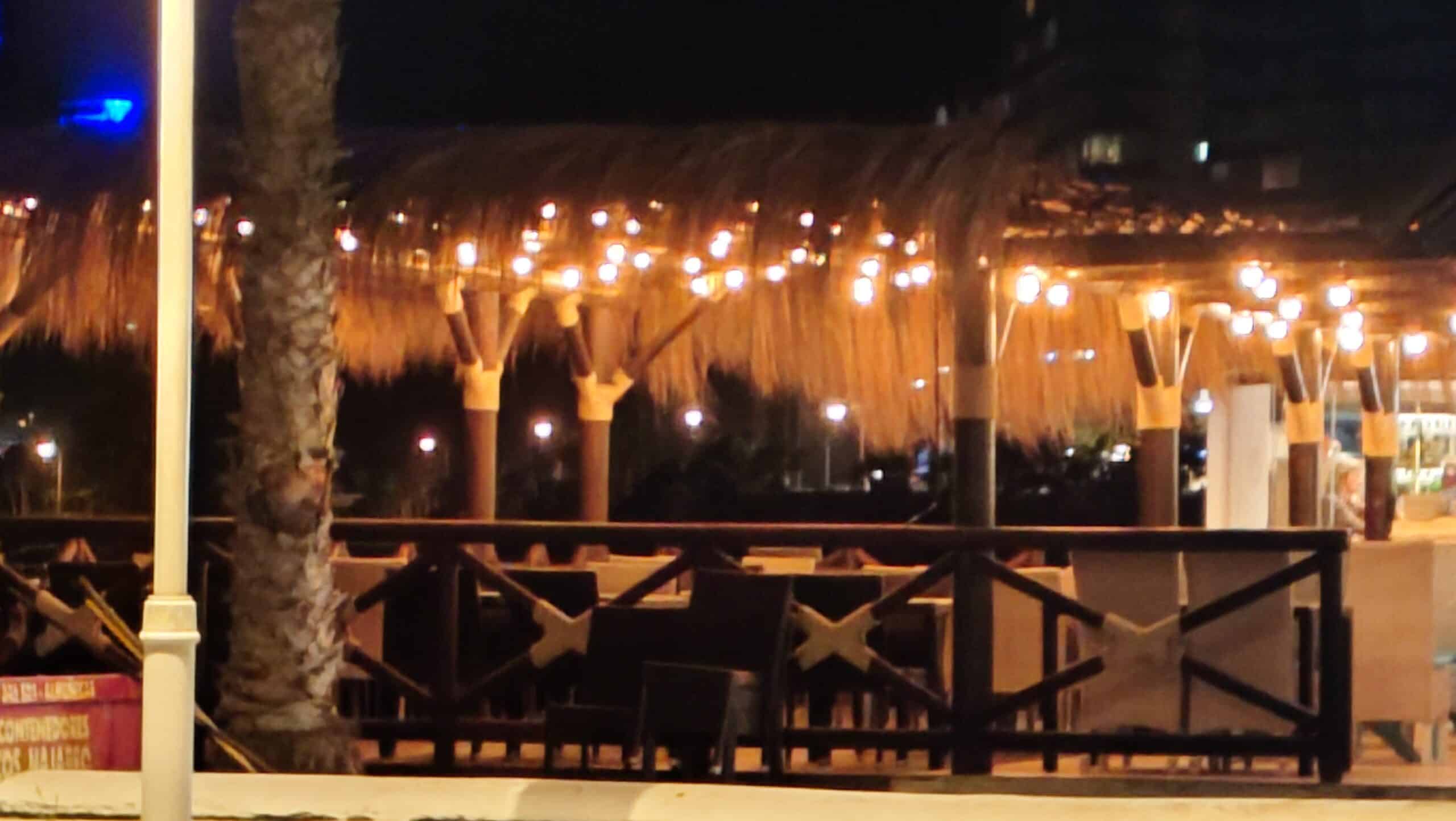 xperia 10 VIIのカメラで夜に撮影 6倍